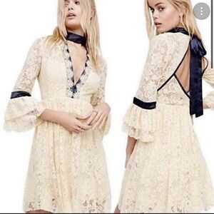 NWOT Free People gilded lace bell sleeve mini dress. Victorian. NEW. Small.